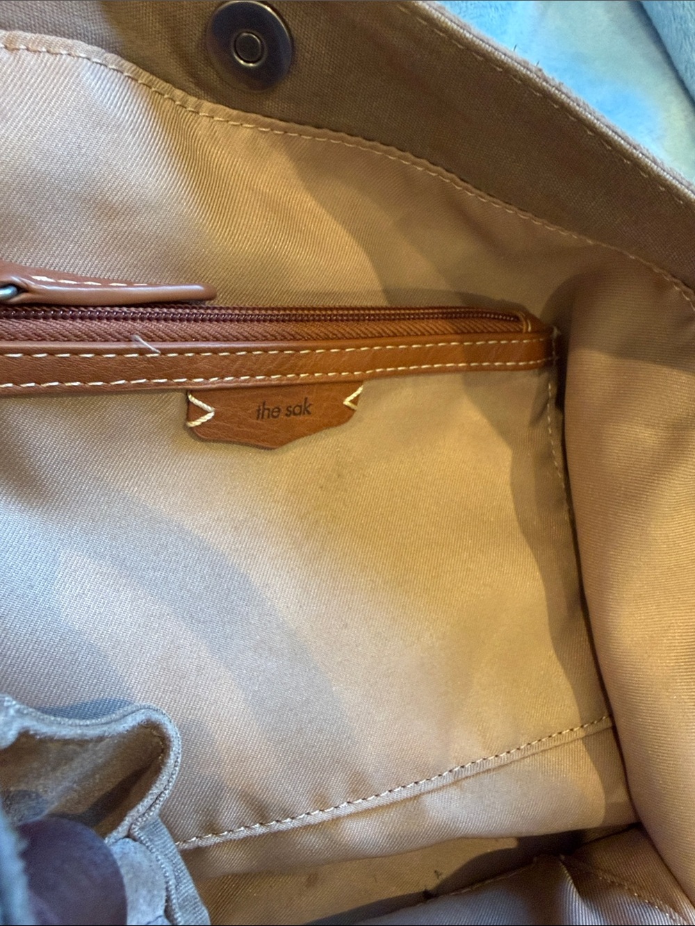 The Sak Los Feliz Slouchy Large Hobo Tote Bag in Mushroom Taupe Suede Leather - Picture 12 of 16